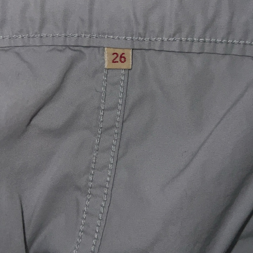 LEVI'S Convertible Cargo gray size 26 - inseam 28” - Picture 3 of 5